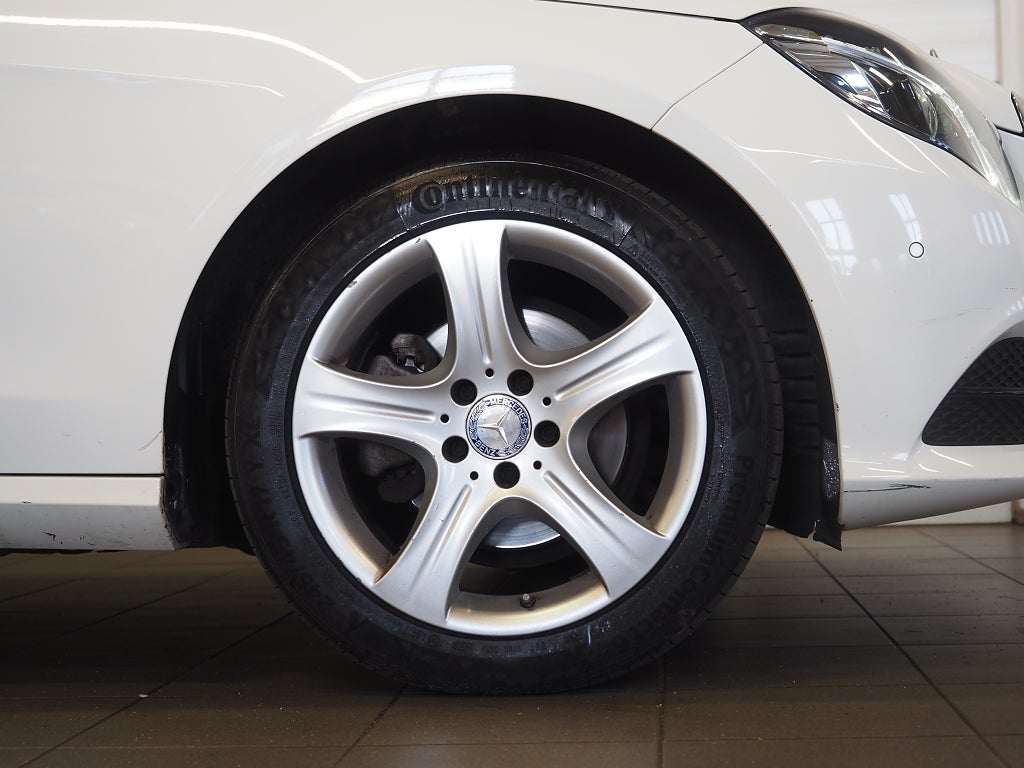 Mercedes-Benz E 220 T BlueTEC 9G-Tronic 170hk Classic Drag 2015