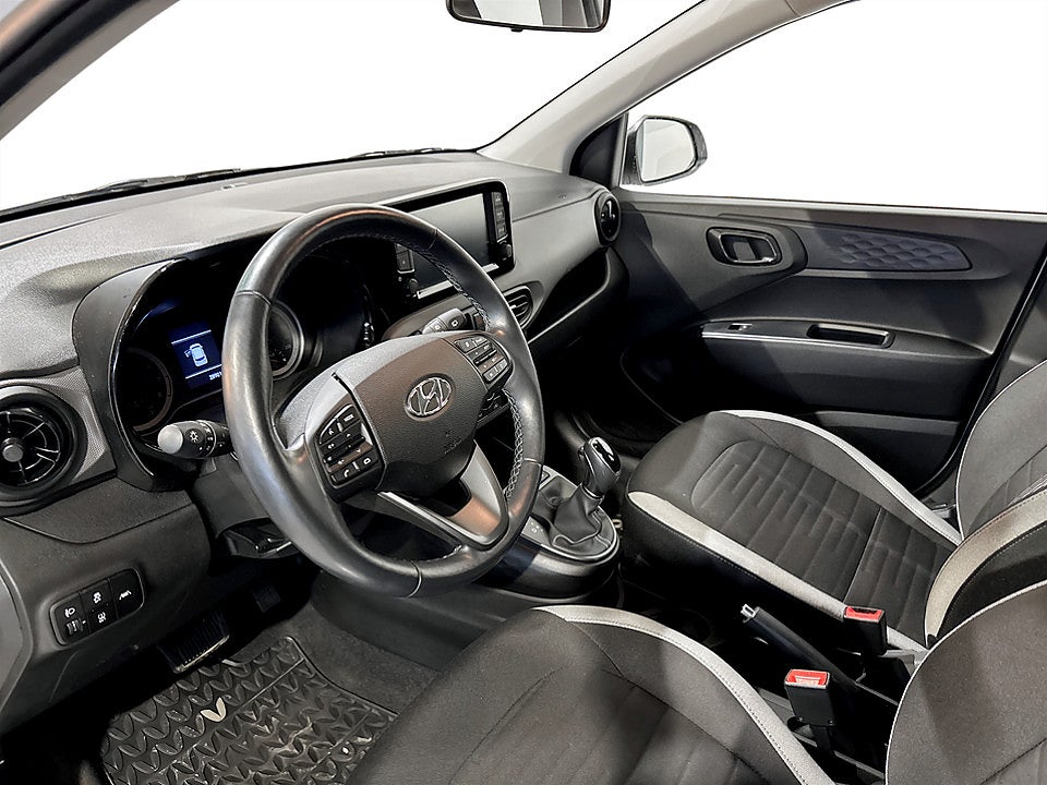 Bild på Hyundai i10 Essential 1.0 Blue 67hk Aut KAMPANJRÄNTA 3,99%