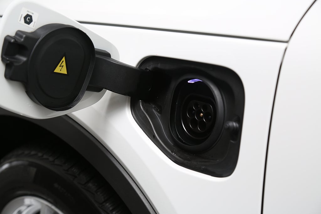 Volvo XC40 Recharge T4 Plug-in Inscription H/K Orrefors Drag Moms 2022