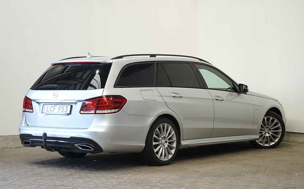 Mercedes-Benz E 250 T AMG Värmare Pano H/K Drag 204hk