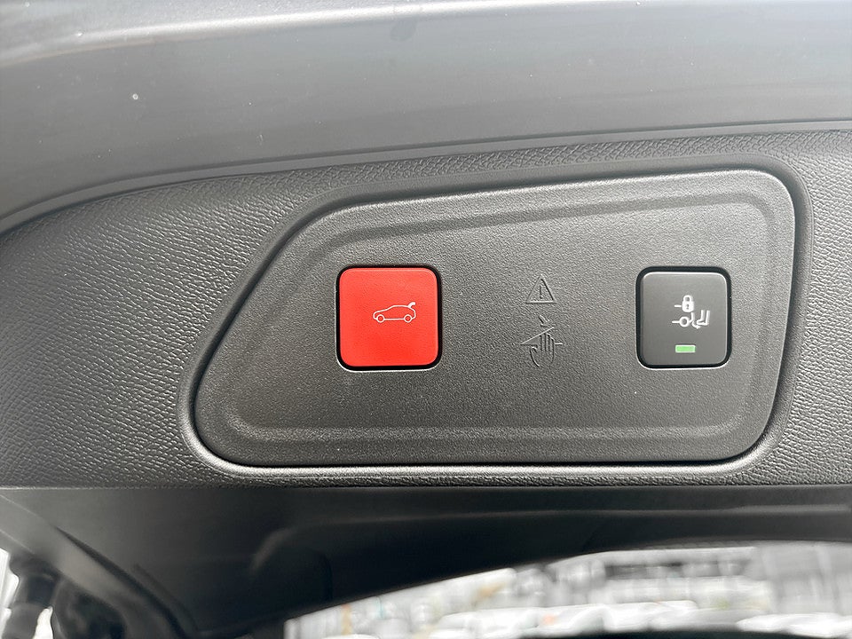 Bild på Peugeot 3008 GT 1.2 PT 130hk Aut B-KAMERA CARPLAY