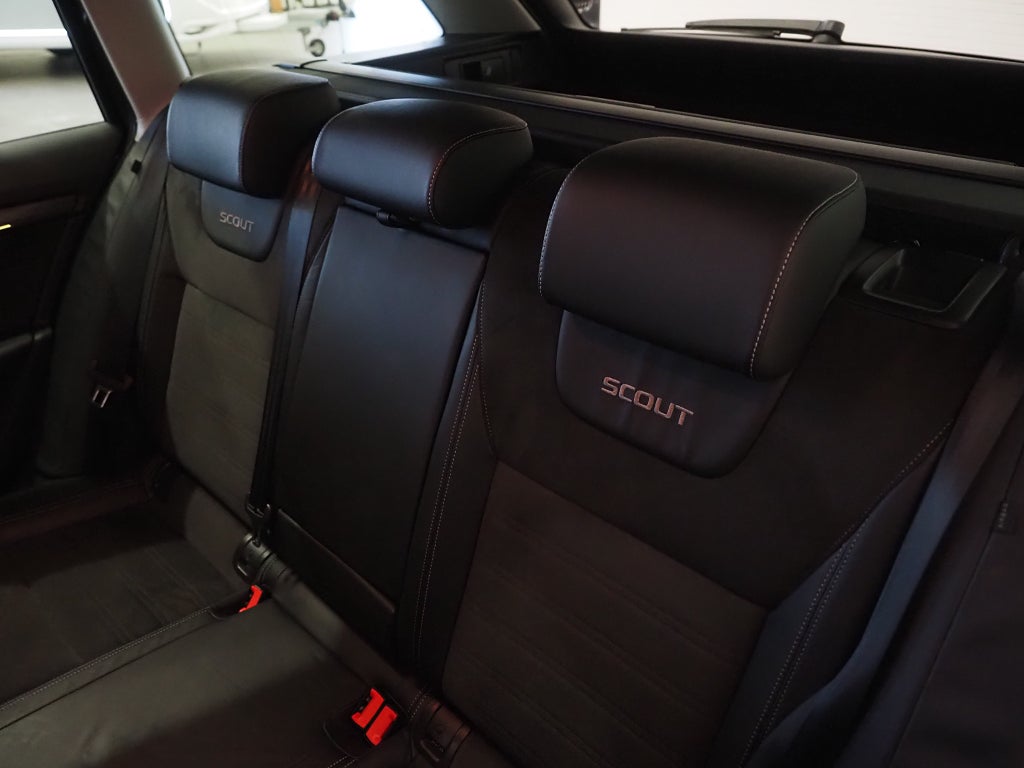 Skoda Octavia Scout 2.0 TDI 4x4 Premium Drag Navi D-Värm 2020