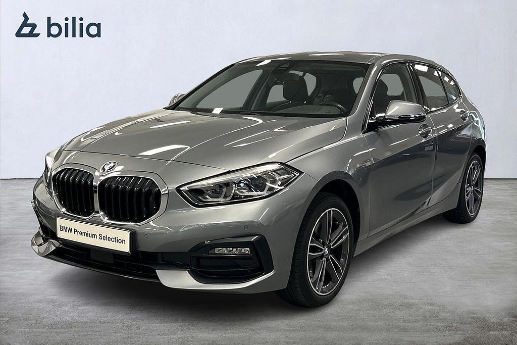 BMW 118I Sportline | Automat | Rattvärme | Navi | PDC Bak