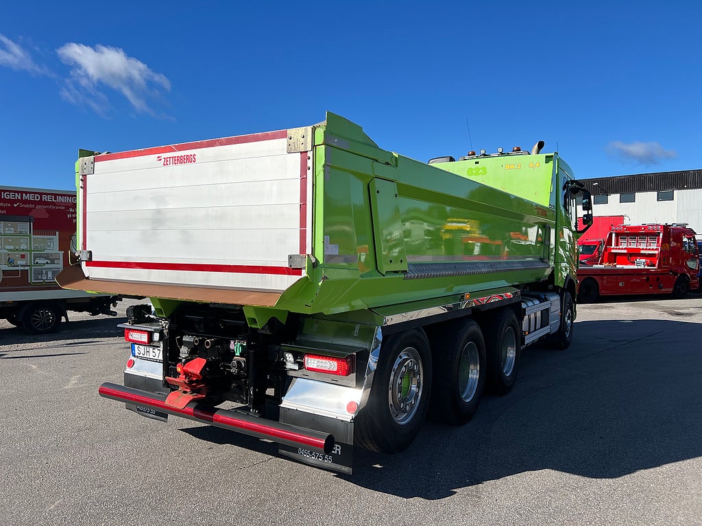 Volvo FH16 550 8x4*4 Tridem Tippbil I-See, Fullutrustad