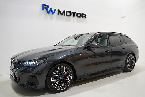 BMW i5 eDrive40 340hk M Sport H/K 360° D/P-Assist Moms 20"