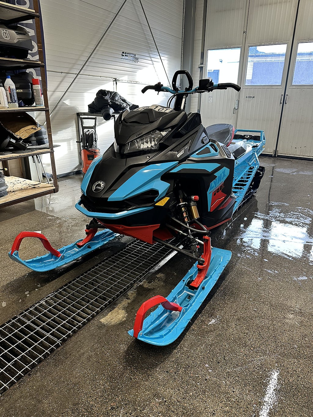 Lynx Boondocker RE3700 850 E-TEC