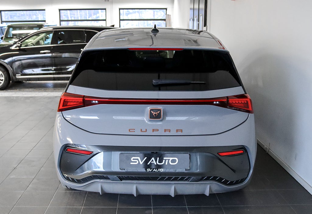 Cupra Born e-boost Panorama HuD Massage Beats-Audio Värmare 231hk