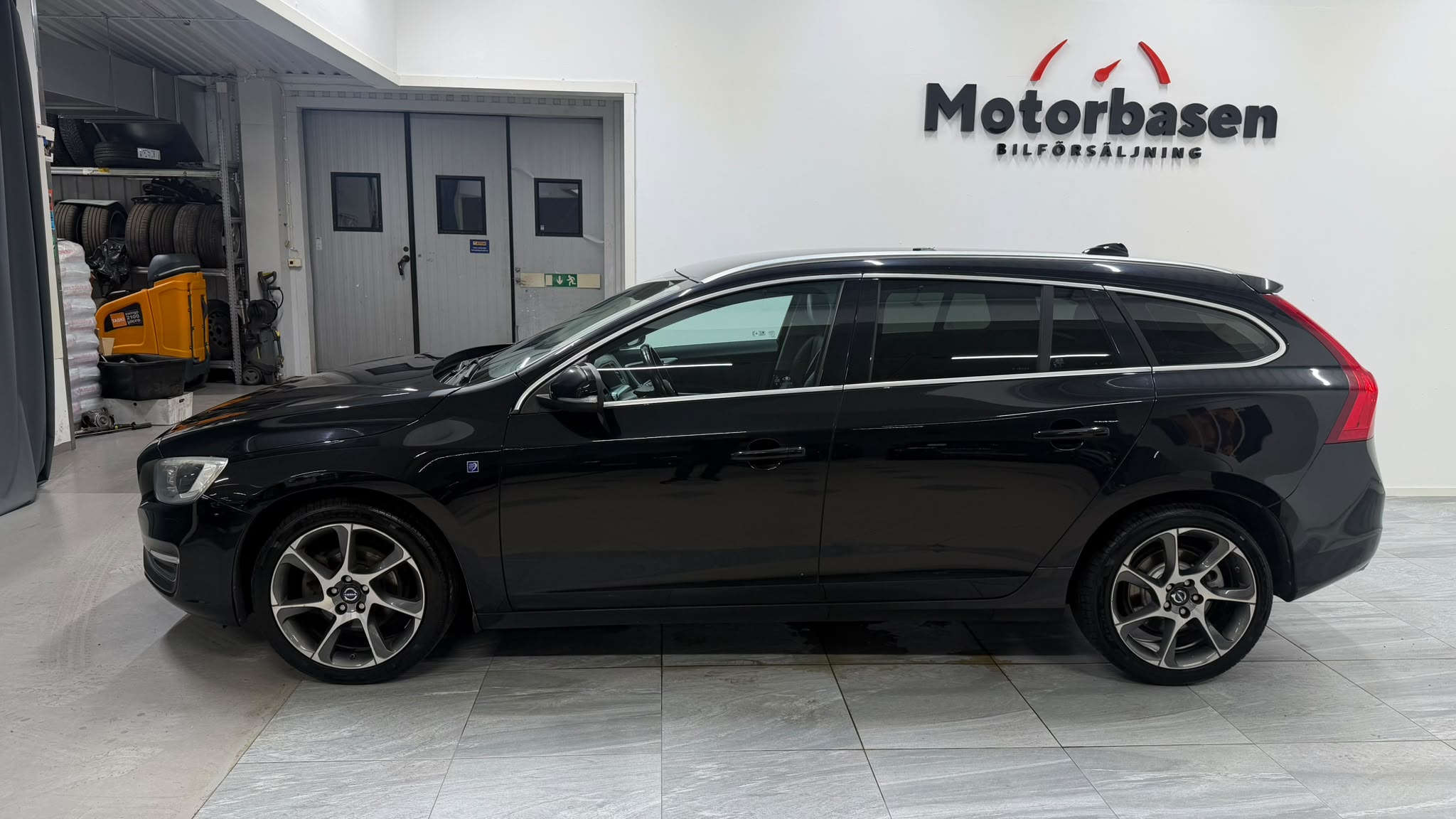 Volvo V60 D4 Ocean Race Business Edition 2015, bild 3/10