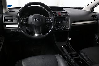 Halvkombi Subaru XV 10 av 21