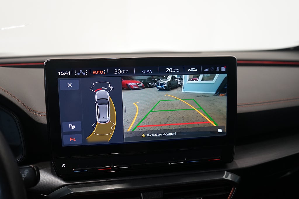 Cupra Formentor 1.5 TSI Automat Cockpit Carplay B-kamera 150hk