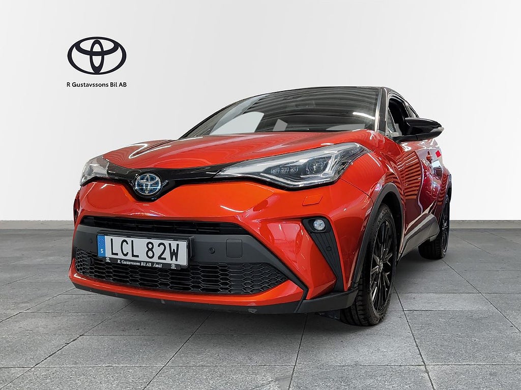 Toyota C-HR Hybrid Orange Edition, Dragkrok, JBL
