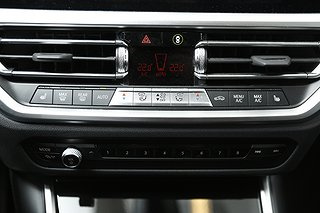 Kombi BMW 330e 22 av 26