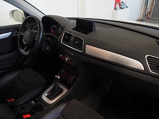 SUV Audi Q3 12 av 21