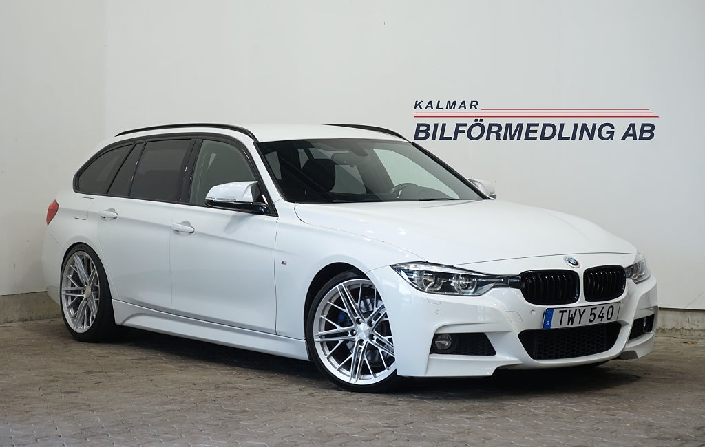 BMW 330i