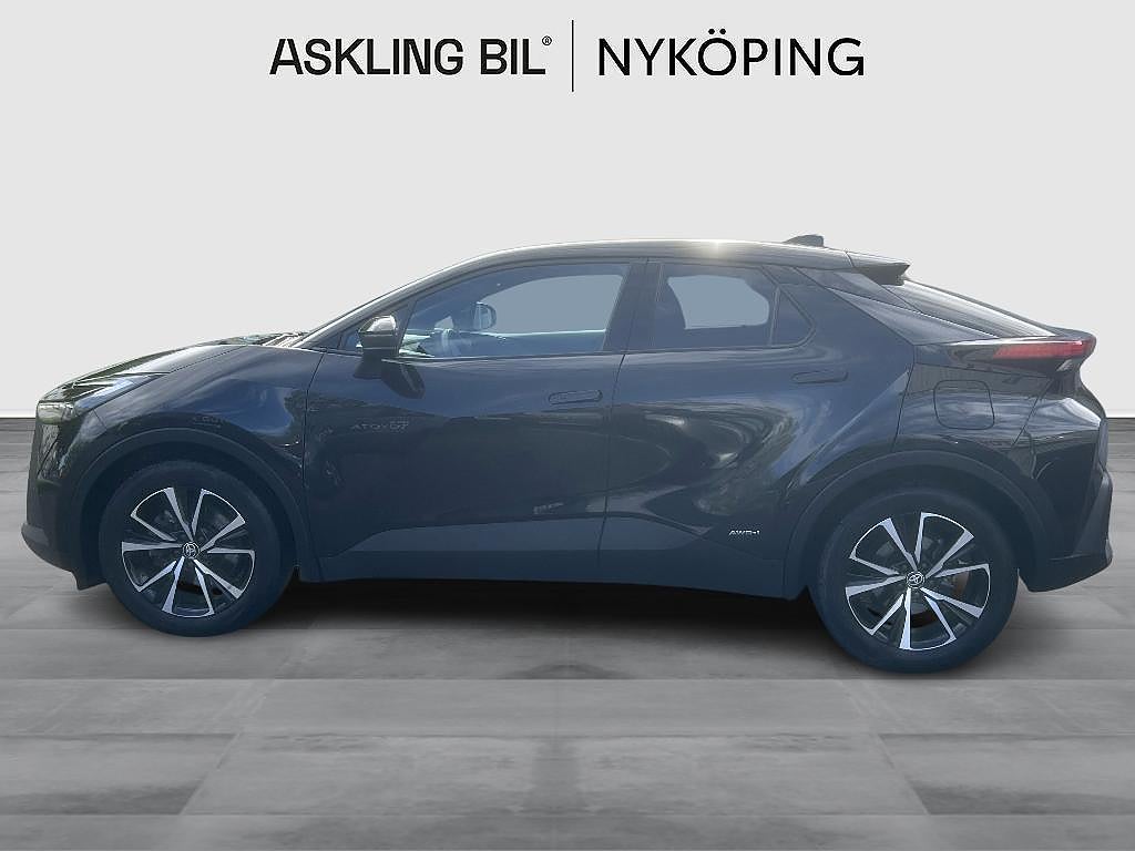 Toyota C-HR 2024 - miniatyr 3