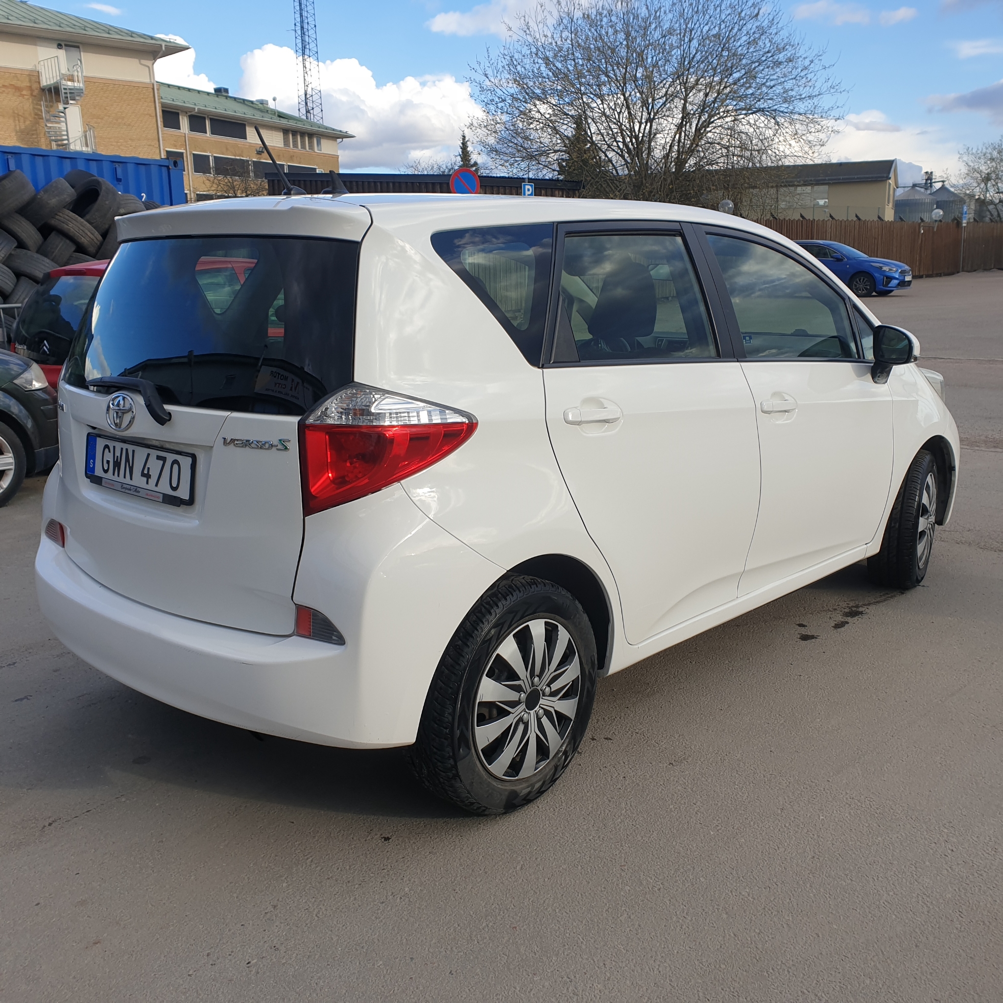 Toyota Verso-S 2013, kuva 6/42