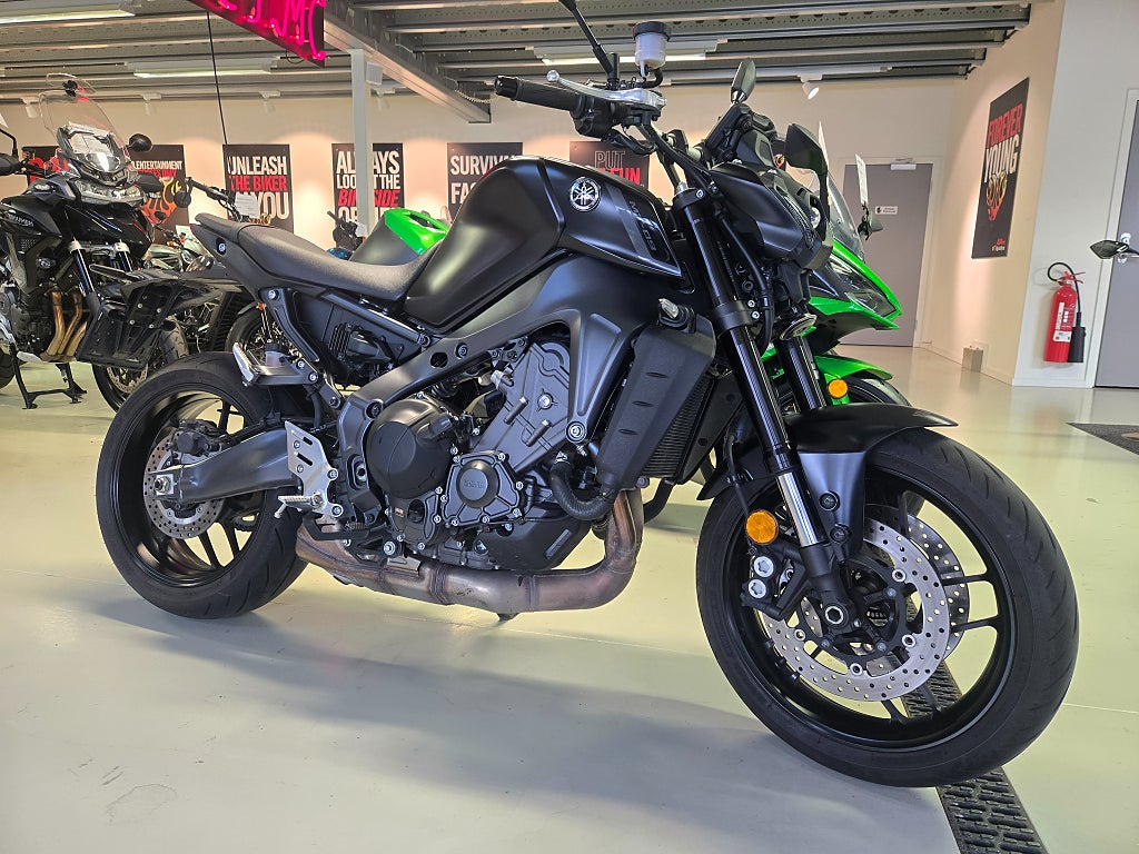 Yamaha MT-09 