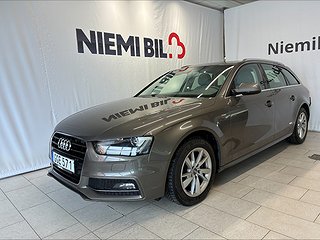 Audi A4 1.8 TFSI S Line/P-sens/Låg skatt/Kamkedja/Alcantara