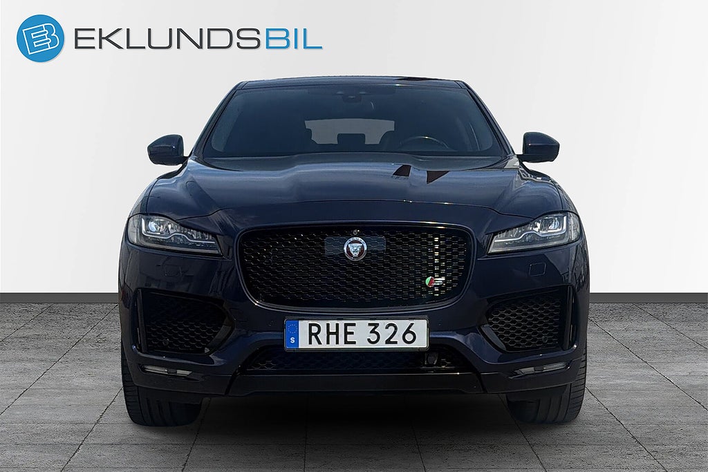 Jaguar F-Pace 2017