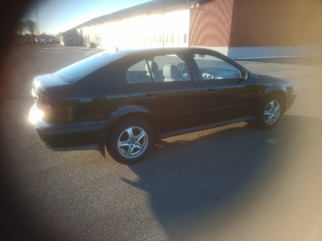 Skoda Octavia 1.6 1999, bild 2/37