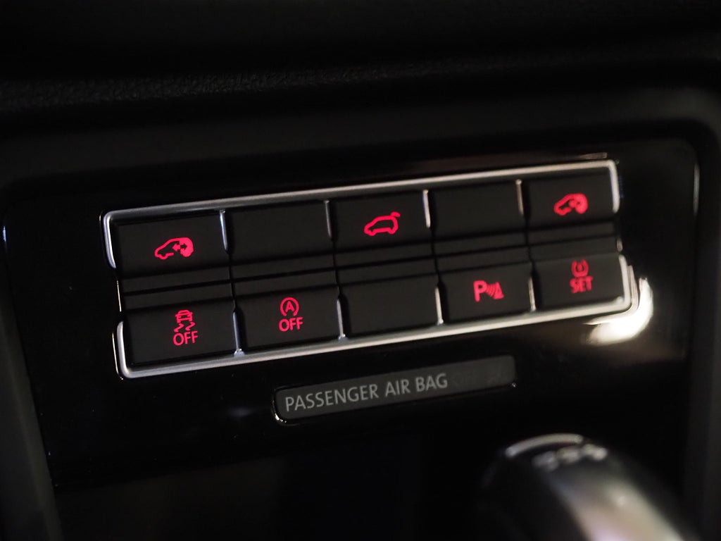 Volkswagen Sharan 7-sits 2.0 TDI 4Motion 177hk GT Premium Drag Kamera D-Vär 2019