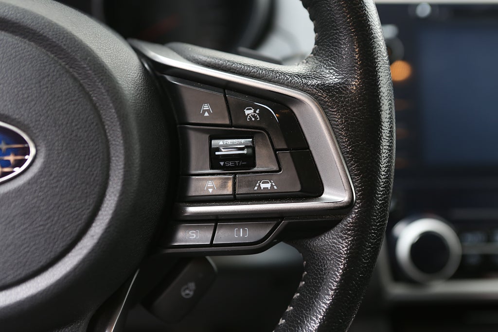 Subaru Outback 2,5i Ridge AWD Aut Skinn Bränslevärmare Drag 2018