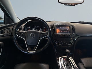 Opel Insignia 2.0 CDTI 4×4 S&V-hjul/Drag/Dvärm/Kamera/Taklucka/Skinn – bild 8
