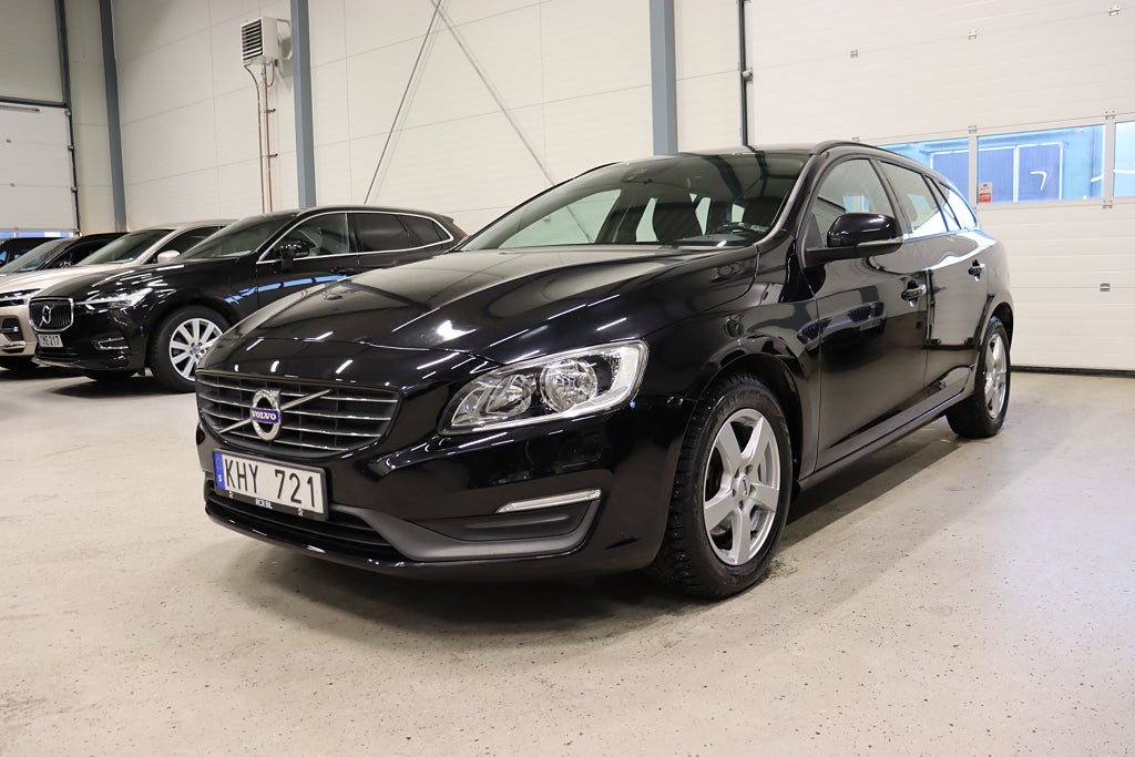 Volvo V60 D2 Kinetic Drag P-Värm Kamrembytt 115hk