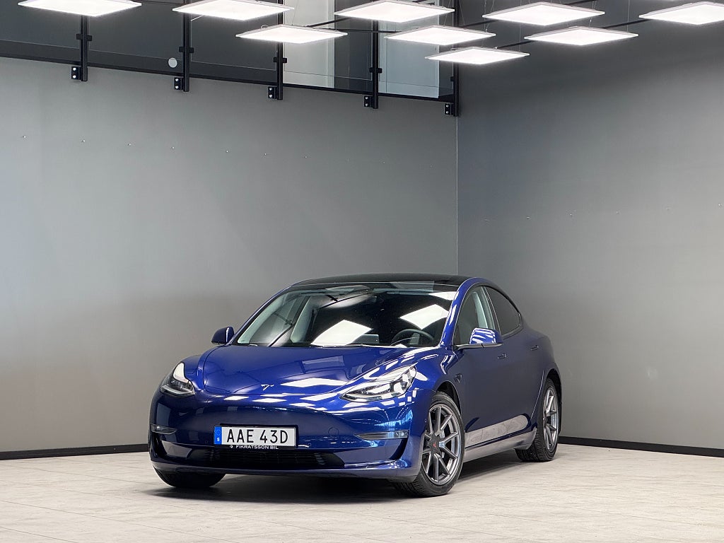 Tesla Model 3 Long Range AWD Long Range