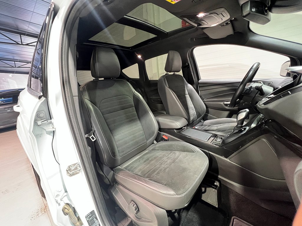 Ford Kuga 2.0 TDCi 180hk AWD Aut | Drag | Pano | B-Kamera 2017