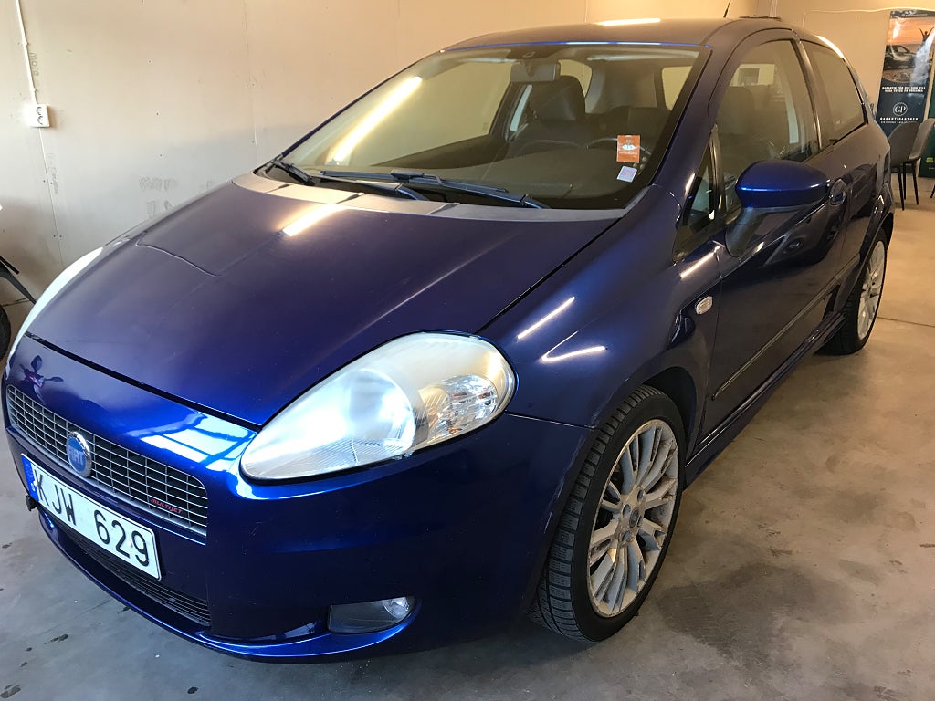 Fiat Grande Punto 3-dörrars 1.9 JTD Sport