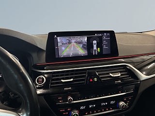 BMW 520d xDrive Touring S&V-hjul/Drag/Cockpit/Navi/Carplay/Drag