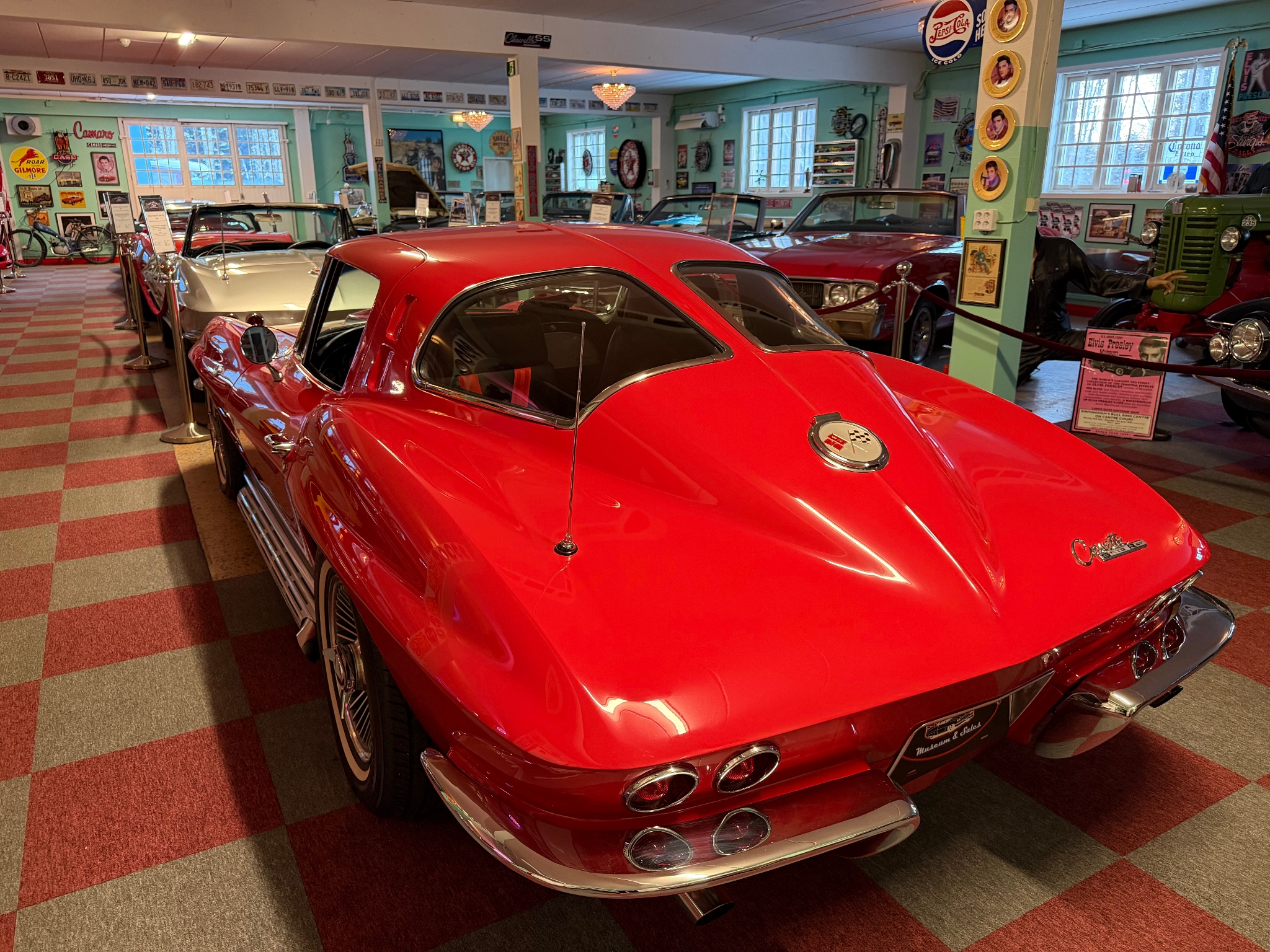 Chevrolet Corvette 1963, bild 2/55