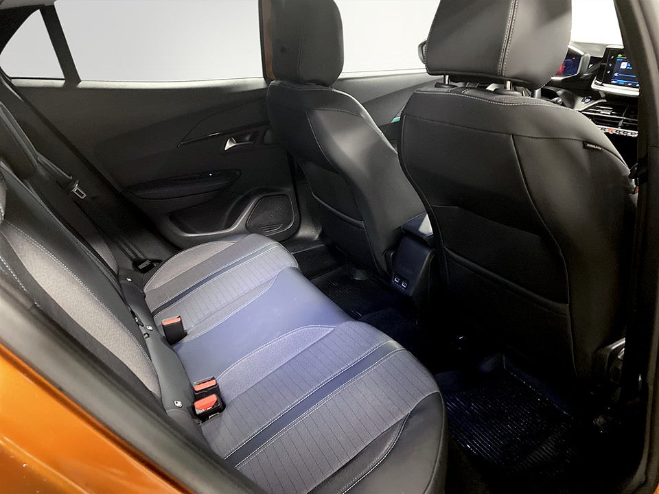 Bild på Peugeot E-2008 Allure Pack 50kWh 136hk Aut - B-KAMERA, CARPLAY