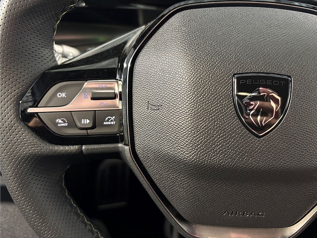 Bild på Peugeot 408 GT Hybrid 136hk Aut B-KAMERA ELSTOL NAV