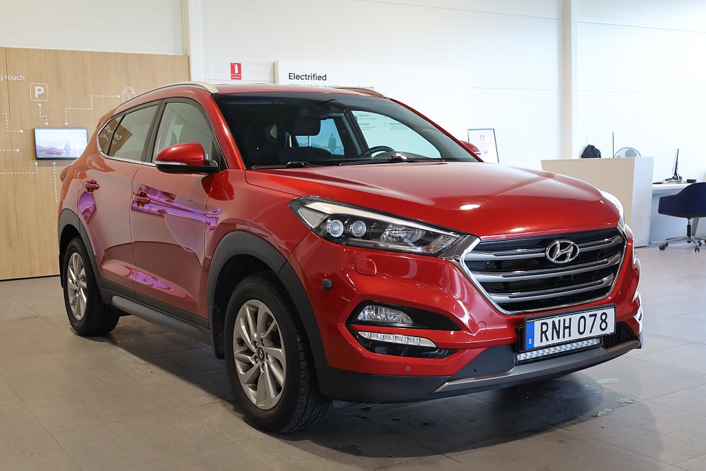 Hyundai Tucson 1.6 T-GDI AWD Premium Navi Kamera Blåtand Fullservad