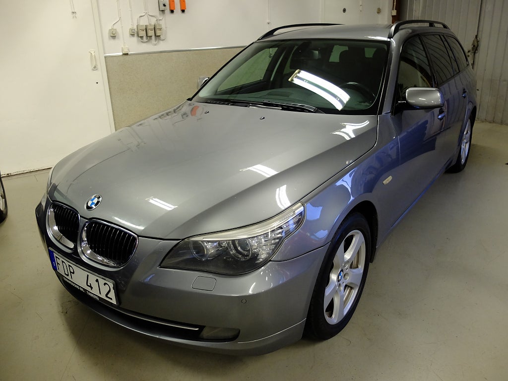 BMW 530 d xDrive Touring  Manuell 1 Äg Drag S+V hjul FIN