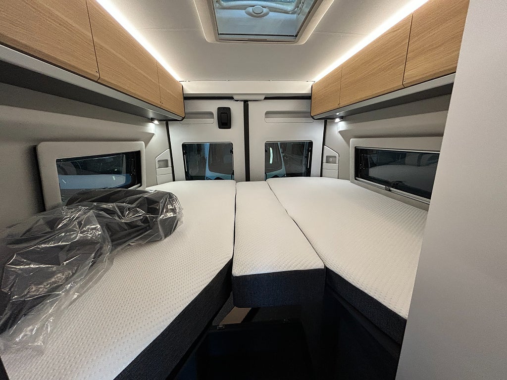 Adria TWIN 640 SLB / Automat / B-körkort / Långbädd  - Adria