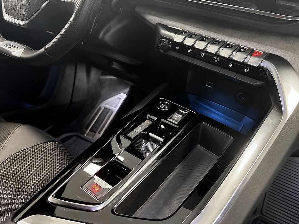 Bild på Peugeot 5008 GT 1.2 PT 130hk Aut 7-SITS B-KAMERA