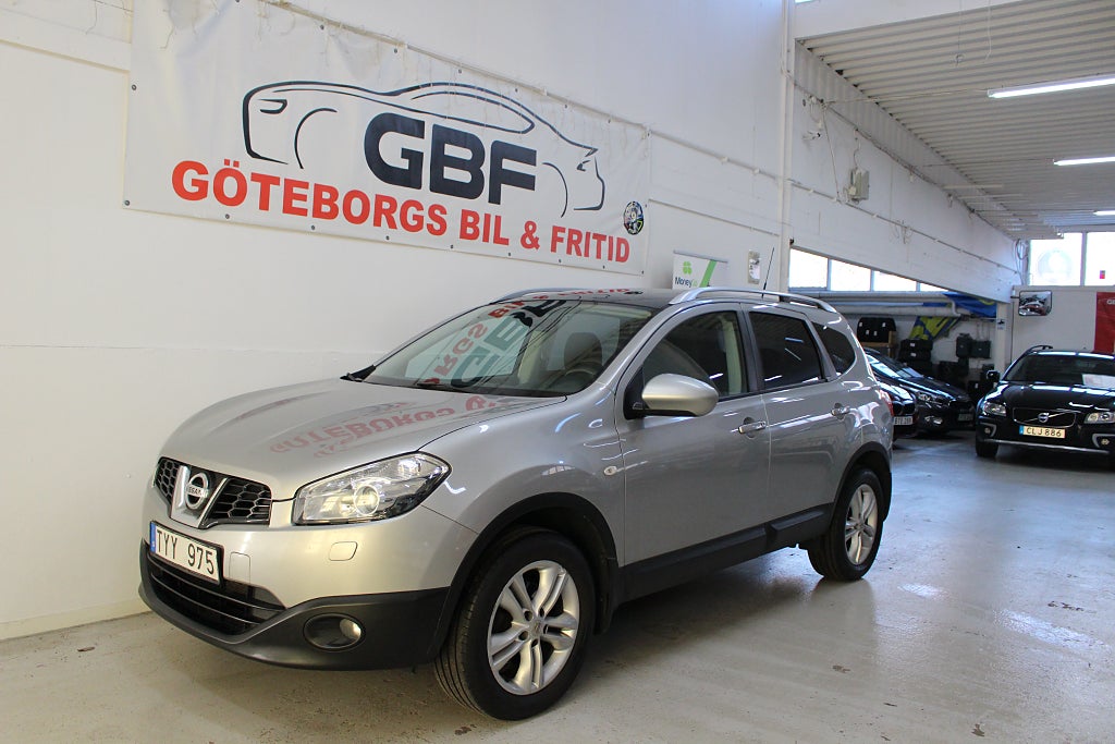 Nissan Qashqai+2 2.0i  7-Sits / Drag  / Panorama
