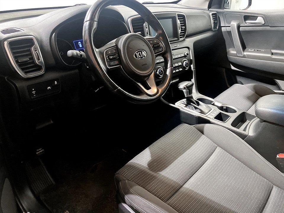 Bild på Kia Sportage Komfort 1.7 CRDi 141hk Aut - B-KAMERA, RATTVÄRME