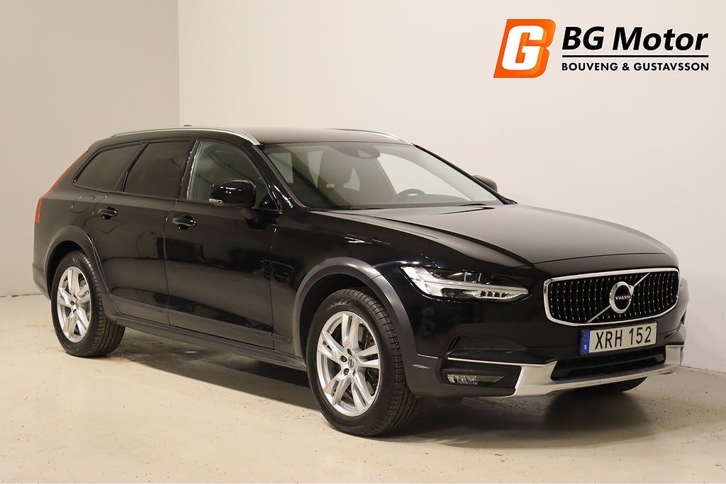Volvo V90 Cross Country D4 190HK AWD Aut Momentum Dragkrok/PDC/D-värmare/Navi
