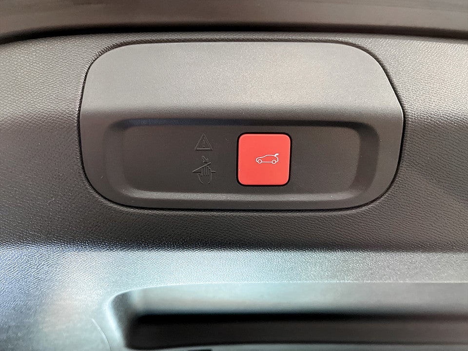 Bild på Peugeot 408 GT 1.2 PT 130hk Aut B-KAMERA CARPLAY ELSTOL