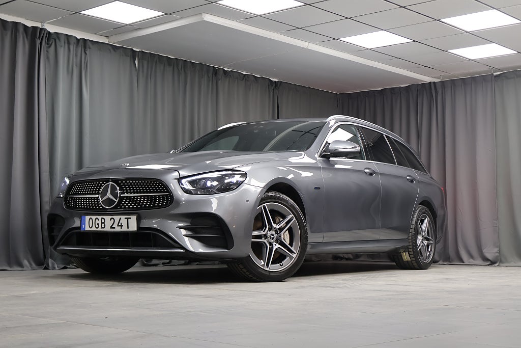 Mercedes-Benz E 300 de 4MATIC AMG Premium Drag 360 Keyless Multi Beam 