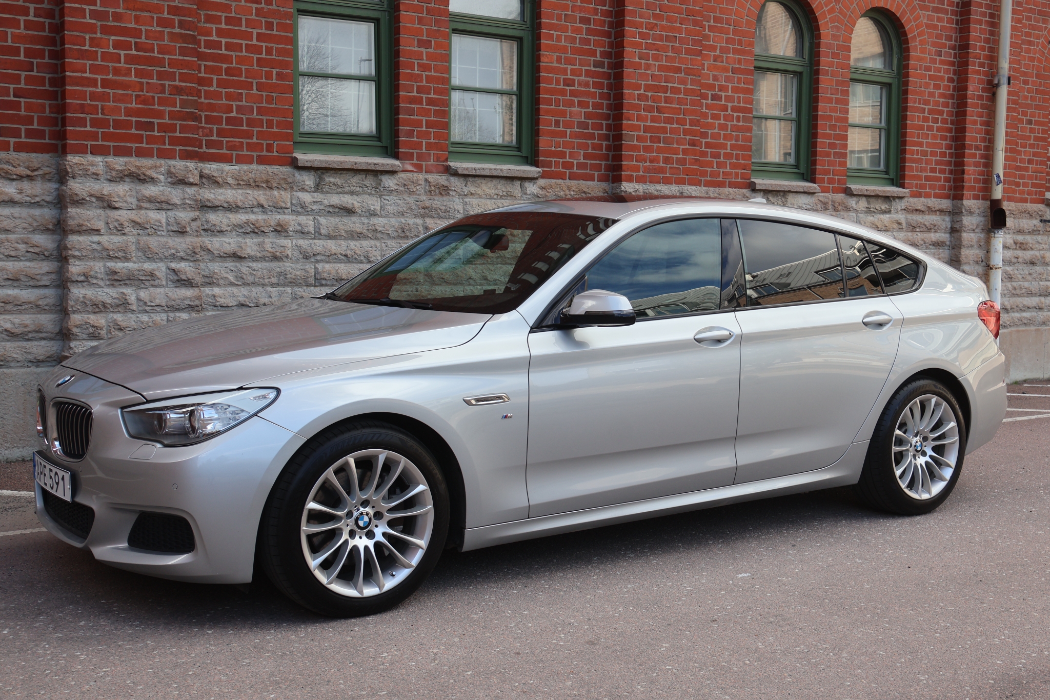 BMW 530 2015, bild 2/53