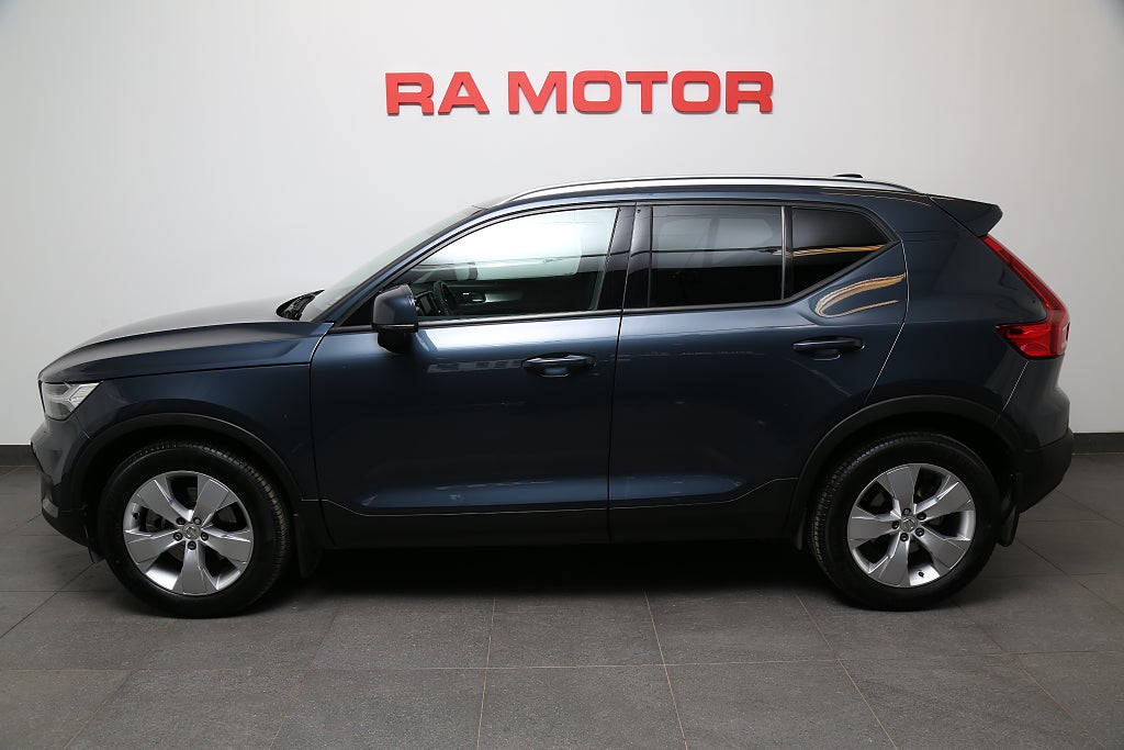Volvo XC40 B4 Bensin 197hk Momentum Adv SE AWD 360° Drag Teknikpkt 2021