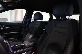SUV Audi q8-e-tron 15 av 31