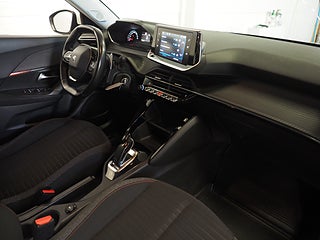 Kombi Peugeot 2008 10 av 22