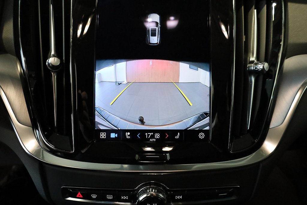 Volvo V60 Recharge T6 AWD Aut Core edt Navi Drag Leasbar 2023