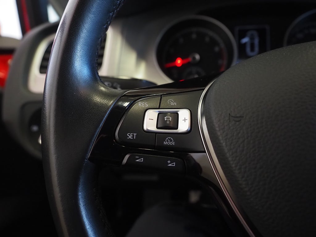 Volkswagen Golf Sportscombi 1.2 TSI Dragkrok Backkamera 2017